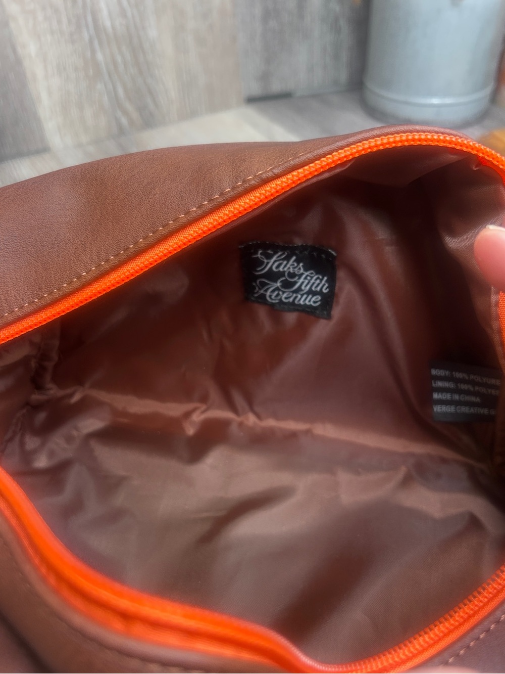 Saks Fifth Avenue Toiletry Bag (NWT) - Picture 2 of 10